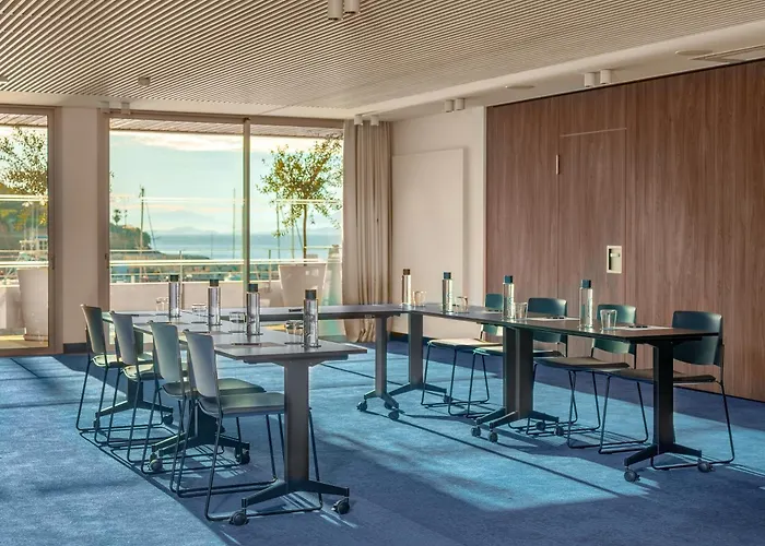 Bleu Hotel & Spa By Germain Collection
